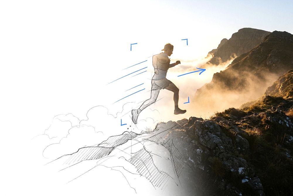 Projekt-Still im Skizze-zu-Film-Look: Trailrunner am Grat, links Bleistiftskizze mit blauen Speedlines, rechts fertiges Filmbild